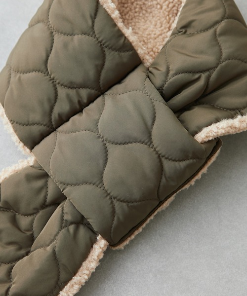 CIAOPANIC TYPY（チャオパニックティピー）の「【KIDS】キッズキルティングボアコンビマフラー（マフラー・キッズ・アイボリー/カーキ・ONE SIZE）」の4枚目の写真