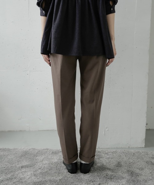 URBAN RESEARCH DOORS(アーバンリサーチドアーズ)の「ツイルストレッチテーパードイージーパンツ(その他パンツ・レディース・ブラック/ネイビー/カーキ・38/36/34)」の8枚目の写真