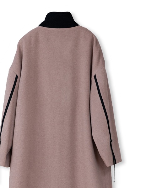 La SRIC（ラスリック）の「La SRIC / バイカラーネックロングCT/ウール100（その他アウター・レディース・ブラック/モカ・38）」の14枚目の写真