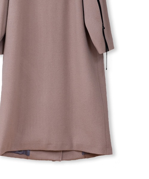 La SRIC（ラスリック）の「La SRIC / バイカラーネックロングCT/ウール100（その他アウター・レディース・ブラック/モカ・38）」の6枚目の写真