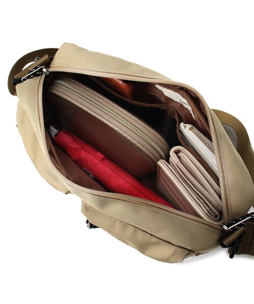 SHOO・LA・RUE（シューラルー）の「◆カラビナ付き VIAGGIOショルダー（ショルダーバッグ・レディース・チャコールグレー/ライトベージュ/ピンク系/カーキ系4・00）」の8枚目の写真