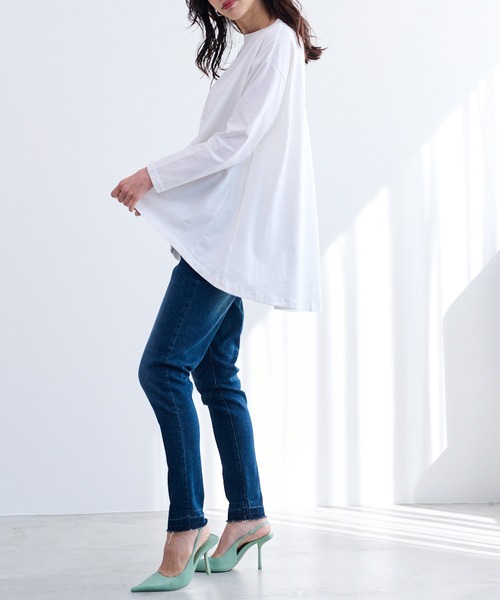 RANAN（ラナン）の「[サスティナブル]綿100％フレアーシルエット長袖ロンT（Tシャツ/カットソー・レディース・オフホワイト/ベージュ/ブラック/ダークブルー/ダークブラウン/オレンジ系その他/ライトグレー/イエロー/パープル/チャコール・LL/M/L/3L）」の19枚目の写真