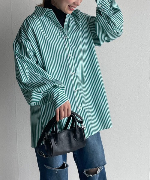 w closet（ダブルクローゼット）の「先染めストライプシャツ羽織（シャツ/ブラウス・レディース・ピンク/グリーン/ブラック・FREE）」の2枚目の写真