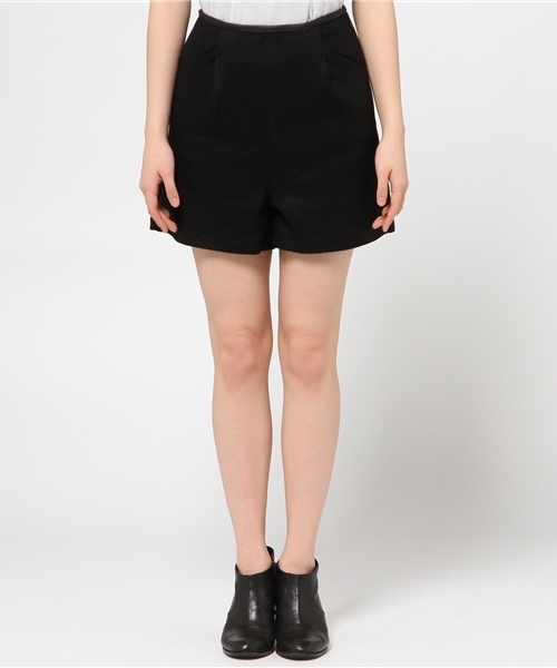 OUTLET（アウトレット）の「【Ciaopanic】ウールタックショートパンツ（その他パンツ・レディース・ブラック/ネイビー・SMALL/MEDIUM）」の3枚目の写真