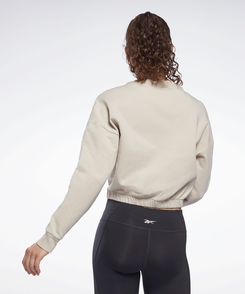 Reebok(リーボック)の「DreamBlend コットンミッドレイヤー スウェットシャツ / DreamBlend Cotton Midlayer Sweatshirt(スウェット・レディース・ブラック/ベージュ系その他・X-SMALL/MEDIUM/X-LARGE/LARGE/XX-LARGE/SMALL)」の12枚目の写真