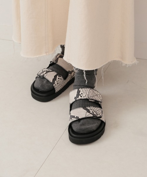 IENA（イエナ）の「【PELLICO SUNNY/ペリーコサニー】ベルクロフットベッドサンダル◆（サンダル・レディース・グレー系その他・38/35/36/37）」の6枚目の写真