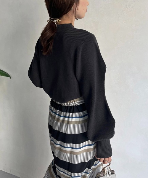 CAPRICIEUX LE'MAGE（カプリシューレマージュ）の「ビーンズスリーブプルオーバー（ニット/セーター・レディース・チャコールグレー/グレイッシュベージュ/イエロー/ピンク・FREE）」の7枚目の写真