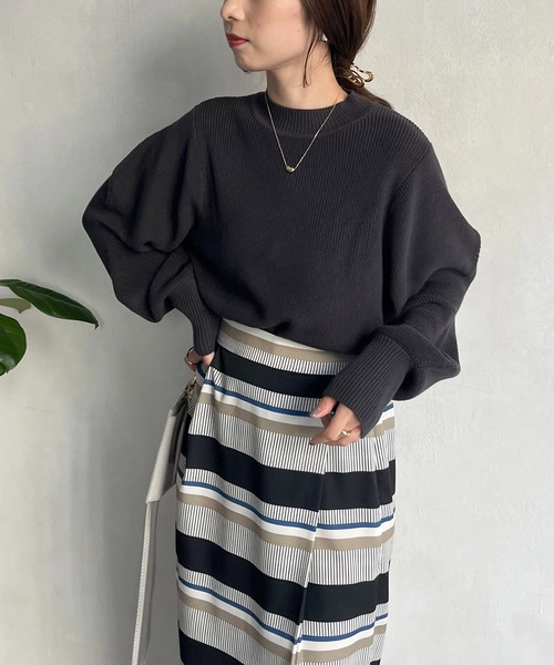 CAPRICIEUX LE'MAGE（カプリシューレマージュ）の「ビーンズスリーブプルオーバー（ニット/セーター・レディース・チャコールグレー/グレイッシュベージュ/イエロー/ピンク・FREE）」の8枚目の写真