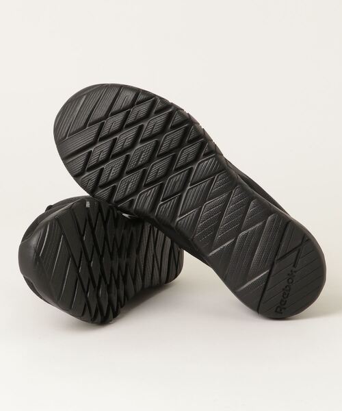 Reebok(リーボック)の「フレクサゴンフォース3 / Flexagon Force 3 Shoes(スニーカー・メンズ・ブラック×グレー/ブラック×ブラック/グレー/ネイビー×ホワイト/ブラック×ホワイト/ネイビー・25.5cm/26.5cm/28.5cm/27.0cm/28.0cm/27.5cm/29.0cm/25.0cm/26.0cm/24.5cm)」の15枚目の写真