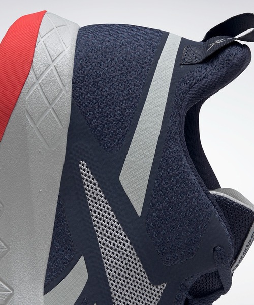 Reebok(リーボック)の「フレクサゴンフォース3 / Flexagon Force 3 Shoes(スニーカー・メンズ・ブラック×グレー/ブラック×ブラック/グレー/ネイビー×ホワイト/ブラック×ホワイト/ネイビー・25.5cm/26.5cm/28.5cm/27.0cm/28.0cm/27.5cm/29.0cm/25.0cm/26.0cm/24.5cm)」の22枚目の写真