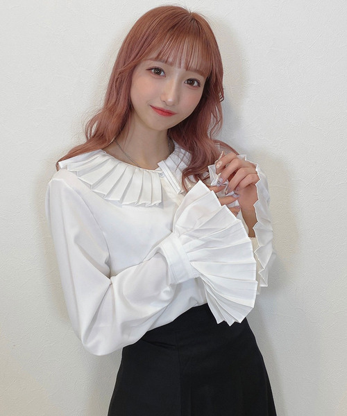 titty&Co. PETIT(ティティアンドコープティ)の「【titty&Co.PETIT】プリーツカラーブラウス(シャツ/ブラウス・レディース・ホワイト・FREE)」の1枚目の写真