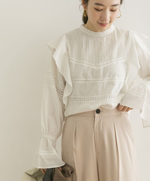 URBAN RESEARCH（アーバンリサーチ）の「リバーレースフリルブラウス（シャツ/ブラウス・レディース・オフホワイト/チャコールグレー・FREE）」の18枚目の写真