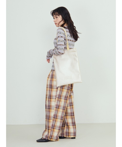 FURFUR（ファーファー）の「バイカラーレザーライクトート（トートバッグ・レディース・ブラック/ピンク/イエロー/ブルー/ミント/ホワイト・FREE）」の12枚目の写真