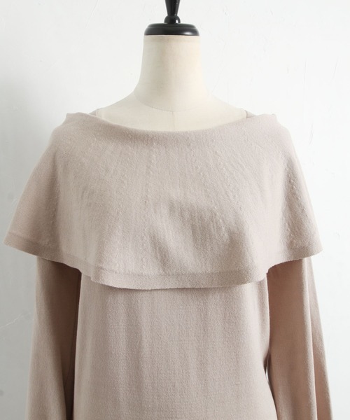 tocco closet（トッコ　クローゼット）の「オフショルビックカラーニットプルオーバー（ニット/セーター・レディース・ブラック/グレイッシュベージュ・M）」の21枚目の写真