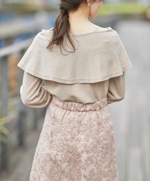 tocco closet（トッコ　クローゼット）の「オフショルビックカラーニットプルオーバー（ニット/セーター・レディース・ブラック/グレイッシュベージュ・M）」の6枚目の写真