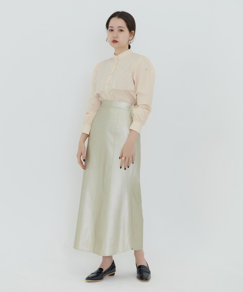 TINA：JOJUN（ティーナジョジュン）の「スタンドカラー パフスリーブブラウス TINA：JOJUN（シャツ/ブラウス・レディース・グレー/ライトベージュ・M）」の7枚目の写真