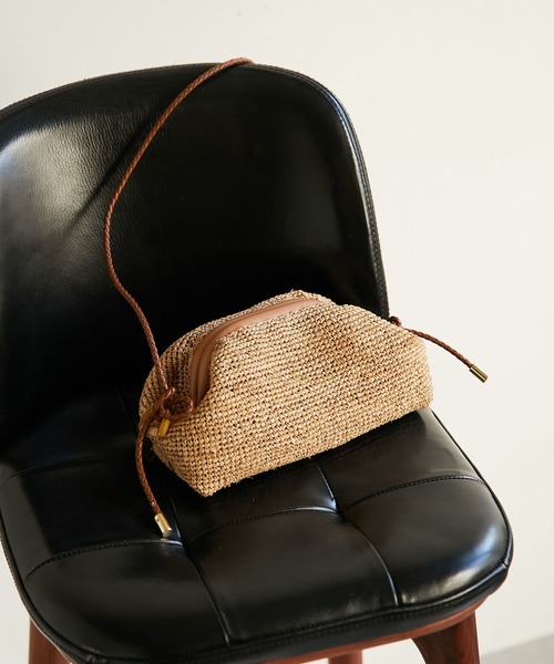 a point（アポワン）の「【a point】ラフィアミニバッグ（ショルダーバッグ・レディース・ブラウン/キャメル・FREE）」の2枚目の写真