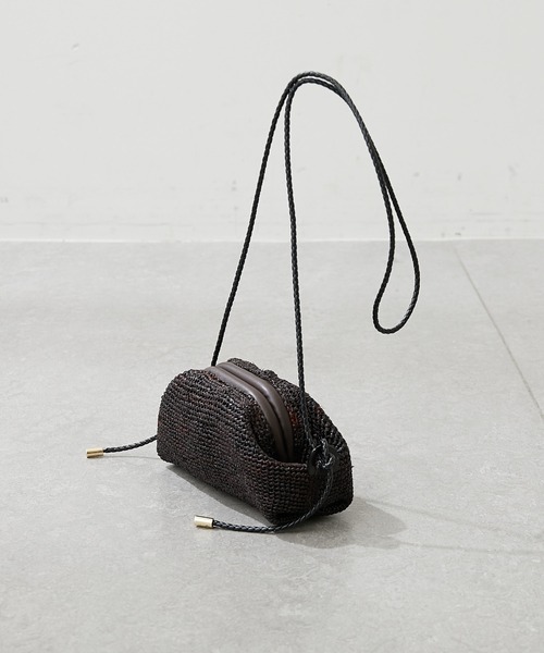 a point（アポワン）の「【a point】ラフィアミニバッグ（ショルダーバッグ・レディース・ブラウン/キャメル・FREE）」の4枚目の写真