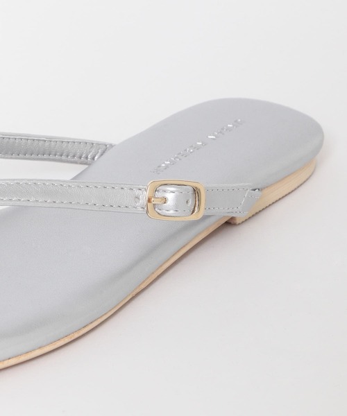 URBAN RESEARCH（アーバンリサーチ）の「スクエアトゥトングサンダル（サンダル・レディース・シルバー/オレンジ/ブラック/ライトブルー・38/36/37）」の12枚目の写真