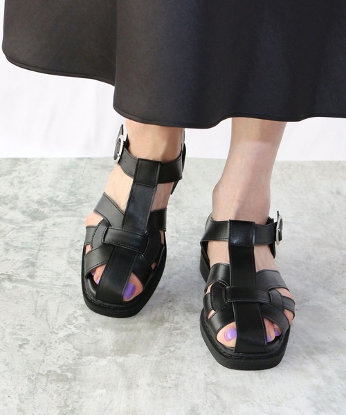 Fin(フィン)の「スクエアトゥグルカサンダル【低反発スポンジ入り】(サンダル・レディース・ブラック/ブラウン/アイボリー・LL/S/M/L)」の10枚目の写真