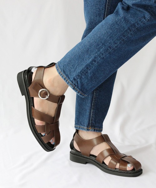 Fin(フィン)の「スクエアトゥグルカサンダル【低反発スポンジ入り】(サンダル・レディース・ブラック/ブラウン/アイボリー・LL/S/M/L)」の19枚目の写真