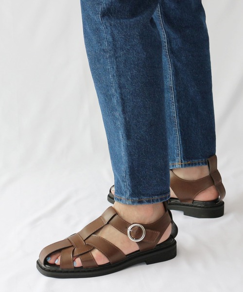 Fin(フィン)の「スクエアトゥグルカサンダル【低反発スポンジ入り】(サンダル・レディース・ブラック/ブラウン/アイボリー・LL/S/M/L)」の21枚目の写真