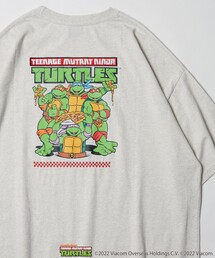 FREAK'S STORE | WEB限定 TEENAGE MUTANT NINJA TURTLES/ミュータント・タートルズ 別注 ビッグシルエット バックプリント クルーネックTシャツ(Tシャツ/カットソー)