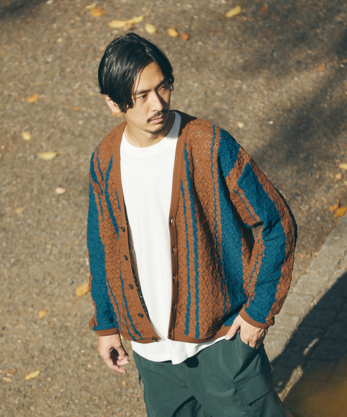 JOURNAL STANDARD（ジャーナルスタンダード）の「[ECOPET] ポリニットカーディガン（カーディガン/ボレロ・メンズ・ブラウン/ネイビー・MEDIUM/LARGE）」の8枚目の写真