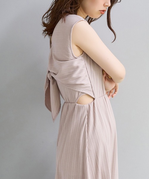 natural couture（ナチュラルクチュール）の「WEB限定/ヘルシー開きバックリボンテレコリブワンピース（ワンピース・レディース・ブラウン/ブラック/ピンクベージュ・FREE）」の13枚目の写真