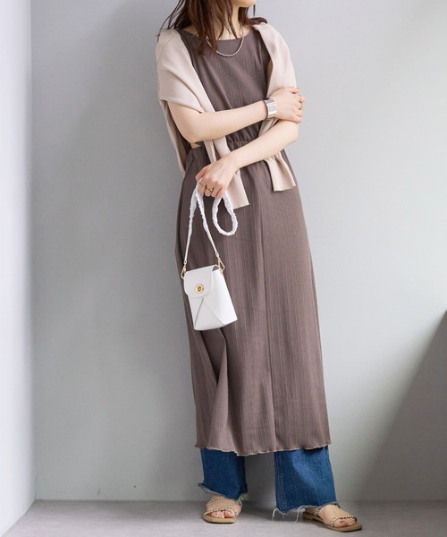 natural couture（ナチュラルクチュール）の「WEB限定/ヘルシー開きバックリボンテレコリブワンピース（ワンピース・レディース・ブラウン/ブラック/ピンクベージュ・FREE）」の11枚目の写真
