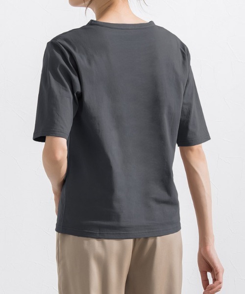 Pierrot(ピエロ)の「汗ジミ防止ハーフスリーブTシャツ(Tシャツ/カットソー・レディース・グリーン系その他/グレイッシュベージュ/チャコール/モカ/オレンジ・M/L)」の21枚目の写真