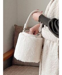 RESEXXY | ツイストハンドルフラッフィーバッグ(ショルダーバッグ)