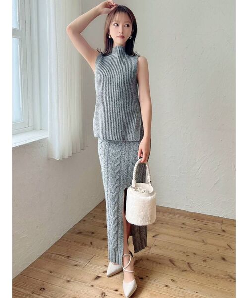 RESEXXY（リゼクシー）の「ツイストハンドルフラッフィーバッグ（ショルダーバッグ・レディース・ブラウン/アイボリー・FREE）」の19枚目の写真