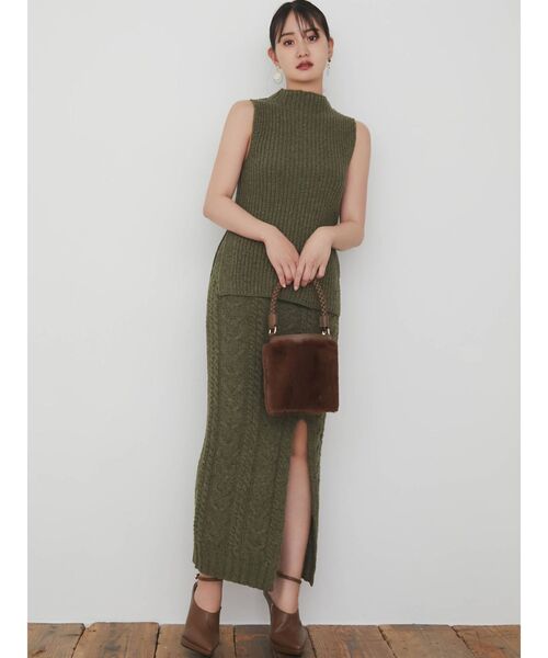 RESEXXY（リゼクシー）の「ツイストハンドルフラッフィーバッグ（ショルダーバッグ・レディース・ブラウン/アイボリー・FREE）」の21枚目の写真