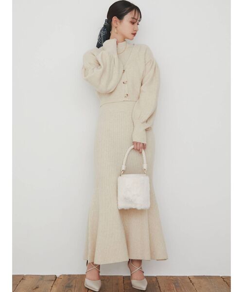 RESEXXY（リゼクシー）の「ツイストハンドルフラッフィーバッグ（ショルダーバッグ・レディース・ブラウン/アイボリー・FREE）」の11枚目の写真