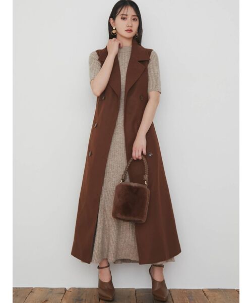 RESEXXY（リゼクシー）の「ツイストハンドルフラッフィーバッグ（ショルダーバッグ・レディース・ブラウン/アイボリー・FREE）」の6枚目の写真