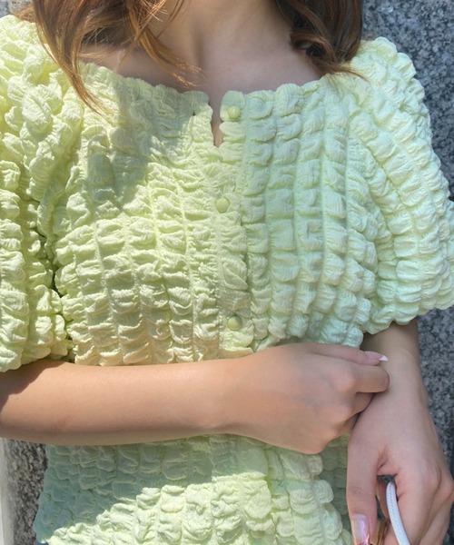 one after another NICE CLAUP（ワンアフターアナザーナイスクラップ）の「羽織にもなるぷくぷくトップス（シャツ/ブラウス・レディース・ブラック/ライトグリーン/アイボリー・FREE）」の12枚目の写真