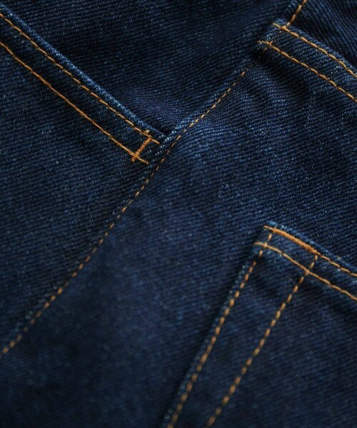 ADAM ET ROPE'（アダムエロペ）の「【コットンUSA】デニム センタークリース スラックス/サステナブル/セットアップ対応（デニムパンツ・メンズ・ブラック系その他/ブルー系その他3/ネイビー・S/L/XL/M）」の5枚目の写真