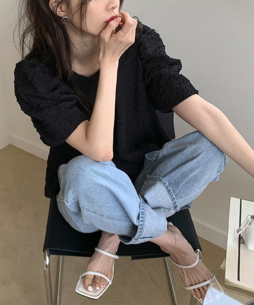 LAFFMO(ラフモ)の「パフスリーブトップス(シャツ/ブラウス・レディース・ダークグレー/ブラック/グリーン/ホワイト・FREE)」の15枚目の写真
