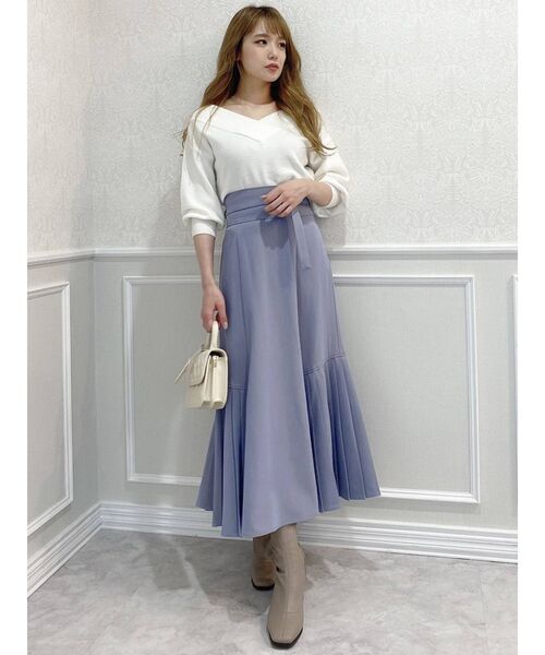 dazzlin（ダズリン）の「Vネックリブニットトップス（ニット/セーター・レディース・モカ/グリーン/ブルー/ピンク/オフホワイト/ブラウン/ブラック・FREE）」の12枚目の写真