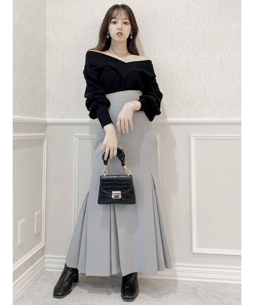 dazzlin（ダズリン）の「Vネックリブニットトップス（ニット/セーター・レディース・モカ/グリーン/ブルー/ピンク/オフホワイト/ブラウン/ブラック・FREE）」の21枚目の写真