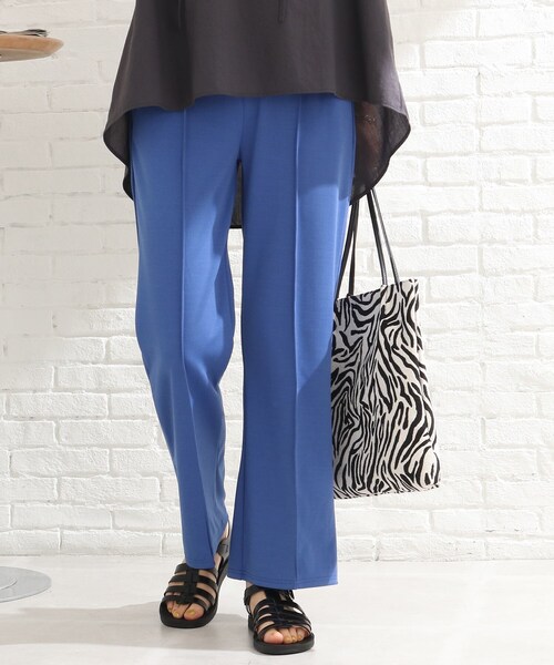 Cutie Blonde（キューティーブロンド）の「◆【S-L】センターシームで美脚見えポンチフレアパンツ（その他パンツ・レディース・ブラック/ダークグリーン/ダークオレンジ/ブルー/黄緑系/ダークブラウン・01/02/03）」の15枚目の写真