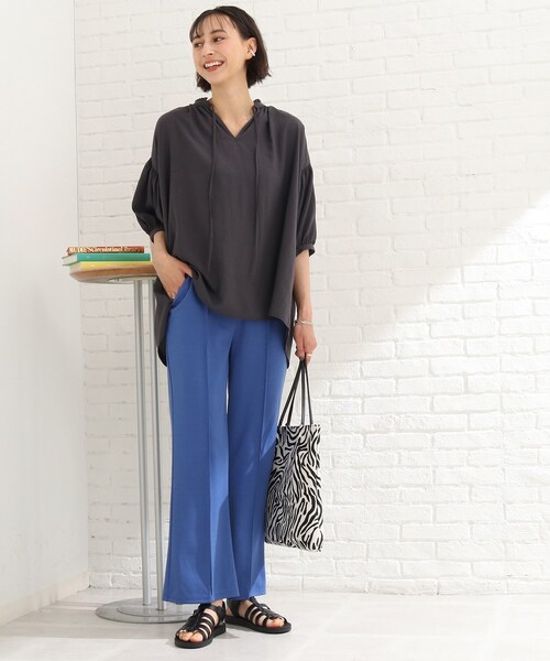 Cutie Blonde（キューティーブロンド）の「◆【S-L】センターシームで美脚見えポンチフレアパンツ（その他パンツ・レディース・ブラック/ダークグリーン/ダークオレンジ/ブルー/黄緑系/ダークブラウン・01/02/03）」の18枚目の写真