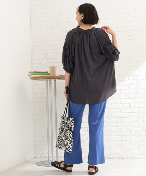 Cutie Blonde（キューティーブロンド）の「◆【S-L】センターシームで美脚見えポンチフレアパンツ（その他パンツ・レディース・ブラック/ダークグリーン/ダークオレンジ/ブルー/黄緑系/ダークブラウン・01/02/03）」の19枚目の写真