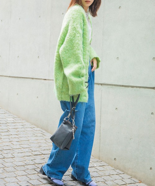 w closet（ダブルクローゼット）の「【お気に入り数3.2万人突破 / WEB限定カラーあり】ブークレ起毛ロングカーディガン（カーディガン/ボレロ・レディース・ベージュ/オフホワイト/サックスブルー/ライム/オレンジ/グリーン/ラベンダー/ピンクベージュ/ピンク系/ブルーグレー/グレー系その他/ブルー・FREE）」の17枚目の写真