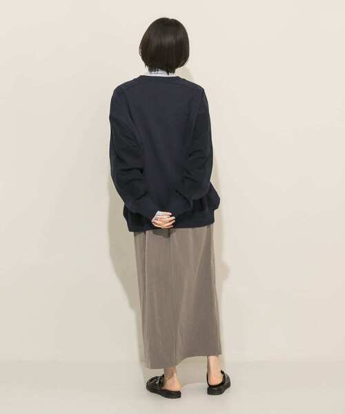 KBF（ケイビーエフ）の「リバーススリーブスウェット（Tシャツ/カットソー・レディース・オフホワイト/グリーン/ネイビー・ONE）」の13枚目の写真