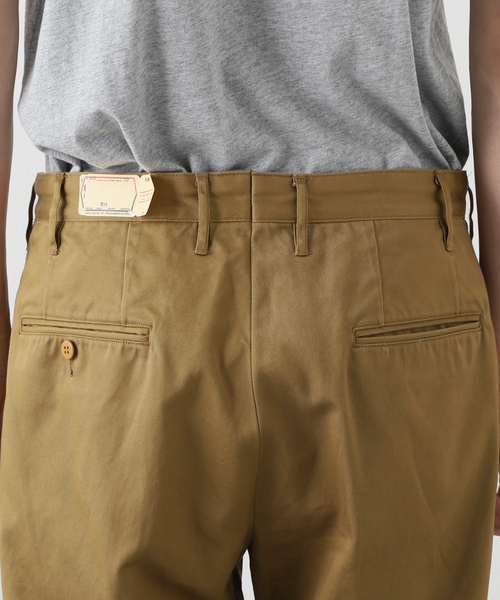 JOURNAL STANDARD J.S HOMESTEAD(ジャーナルスタンダードホームステッド)の「【J.S.Homestead】ヘビーウェポン 2タック オフィサー クロップドパンツ1(チノパンツ・メンズ・アイボリー/ベージュ/ネイビー/キャメル・MEDIUM/SMALL/LARGE)」の14枚目の写真