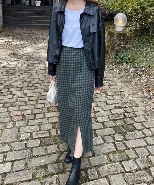 LAUIR（ラウアー）の「フロントボタンIラインチェックスカート（スカート・レディース・ライトブラウン/ブラック/ネイビー/グリーン/ホワイト×ブラウン・MEDIUM/LARGE/SMALL）」の12枚目の写真