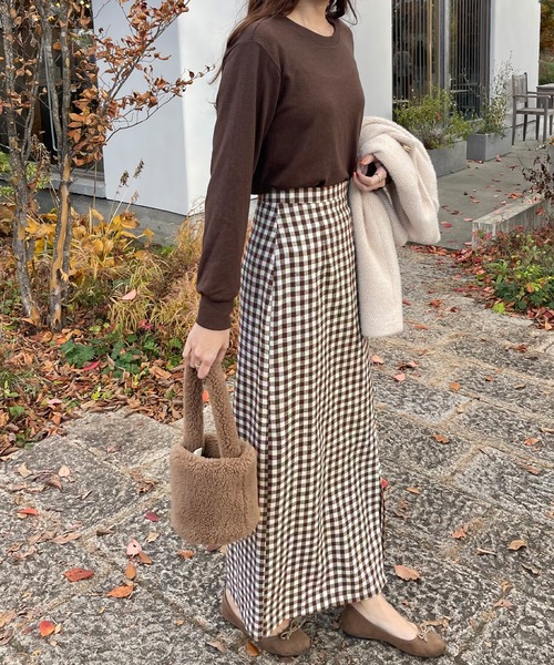 LAUIR（ラウアー）の「フロントボタンIラインチェックスカート（スカート・レディース・ライトブラウン/ブラック/ネイビー/グリーン/ホワイト×ブラウン・MEDIUM/LARGE/SMALL）」の16枚目の写真