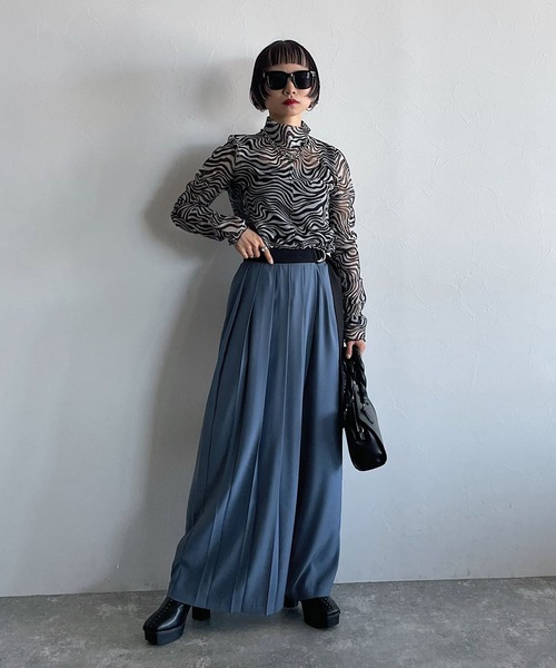 PAGEBOY（ページボーイ）の「WEB限定アイテム / モードプリーツパンツ（その他パンツ・レディース・ライトブルー/ブラック/グレイッシュベージュ・FREE）」の16枚目の写真